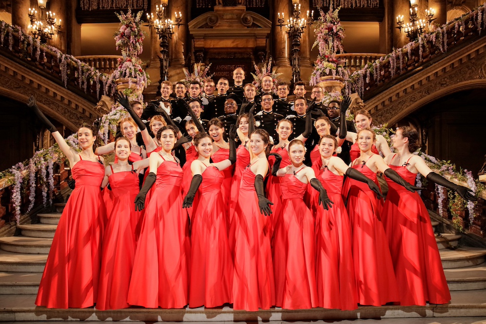 Quadrille des Lanciers Haie d'honneur formée par des élèves de l'École polytechnique à l'occasion du Bal de l'X
